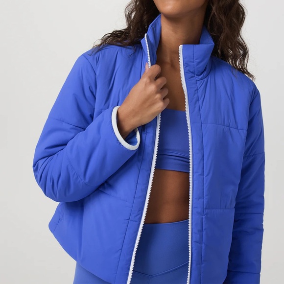 NWT Vuori Canyon Insulated Venture Jacket - Bright Iris